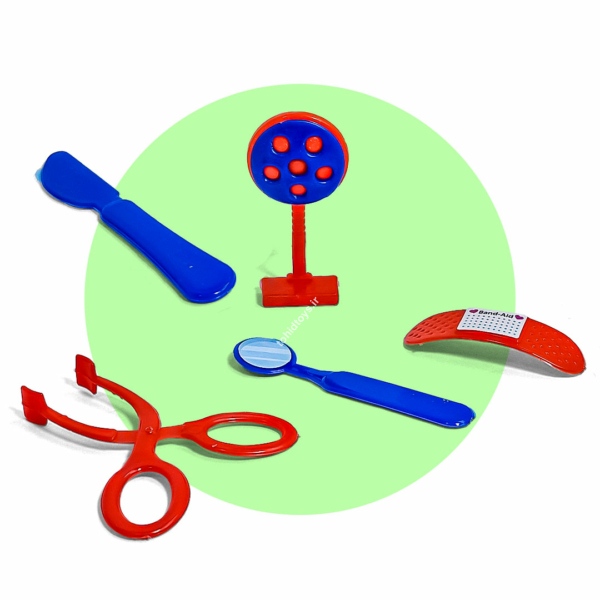 آمبولانس با وسایل پزشکی